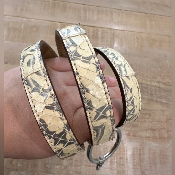 Vintage Prada metal hardware round loop snakeskin thin leather belt - Picture 5 of 17